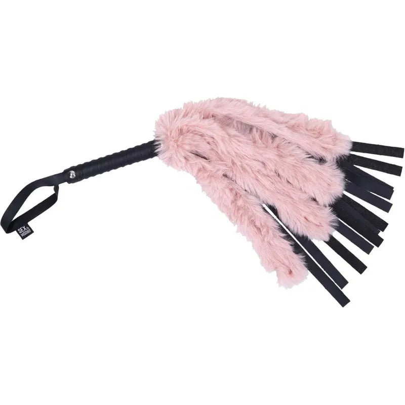 Fouet en fausse fourrure - Sportsheets - Sex & Mischief Brat Faux Fur Flogger Sportsheets Sensations plus