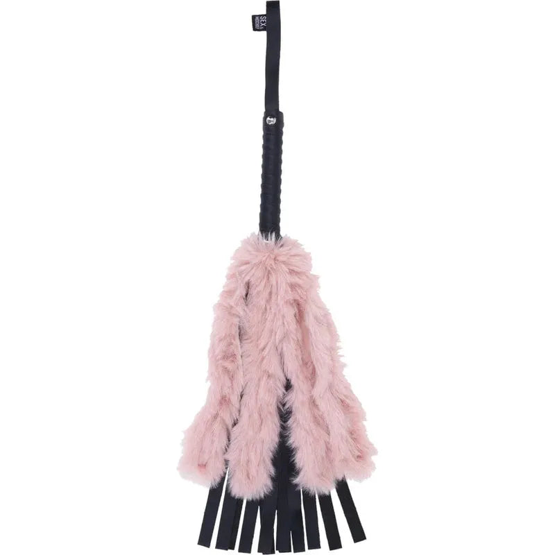 Fouet en fausse fourrure - Sportsheets - Sex & Mischief Brat Faux Fur Flogger Sportsheets Sensations plus