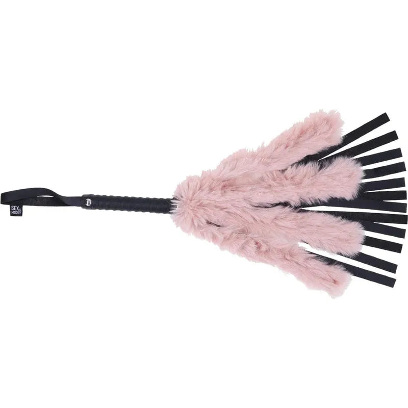 Fouet en fausse fourrure - Sportsheets - Sex & Mischief Brat Faux Fur Flogger Sportsheets Sensations plus