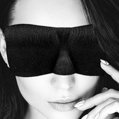 Masque pour les yeux - Ouch! B&W - Satin Curvy Eye Mask With Elastic Straps Shots America Sensations plus